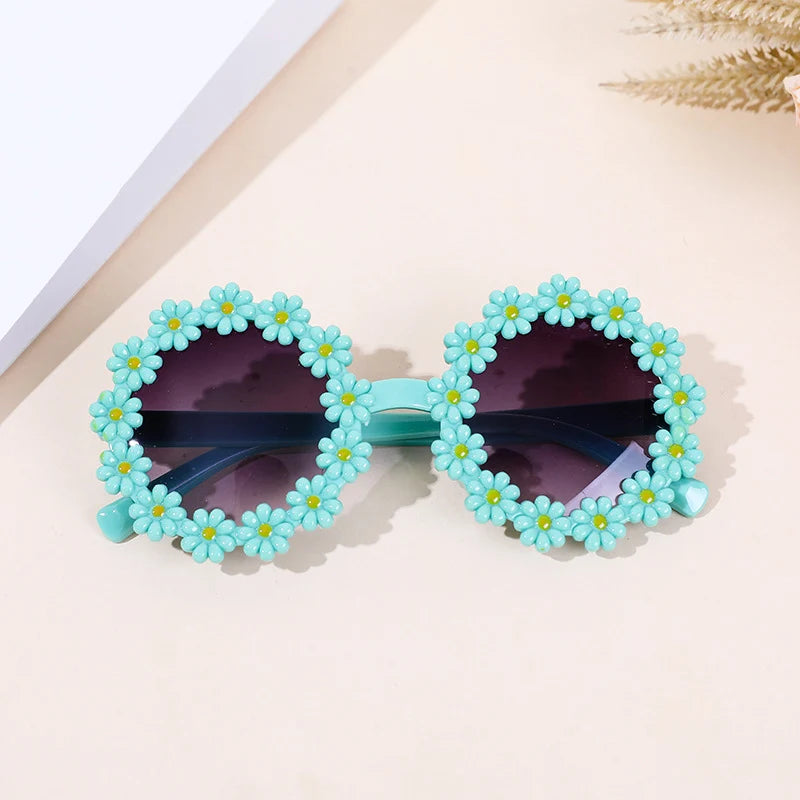 Cute Daisy Baby Sunglasses Fashion Outdoor Travel Beach UV Protection Glasses for Boy Girl 1-6 Years Kids Photography Props